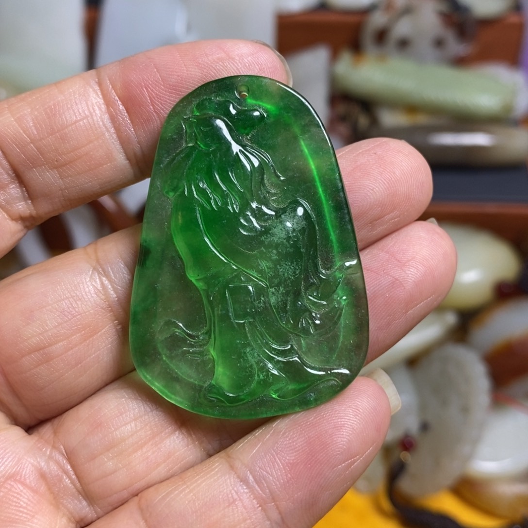 颈饰未镶嵌和田玉（糖玉）