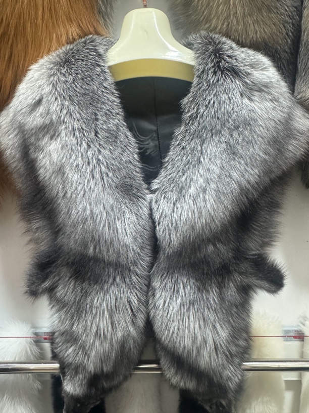 秋冬季防风狐狸彩狐整皮披肩