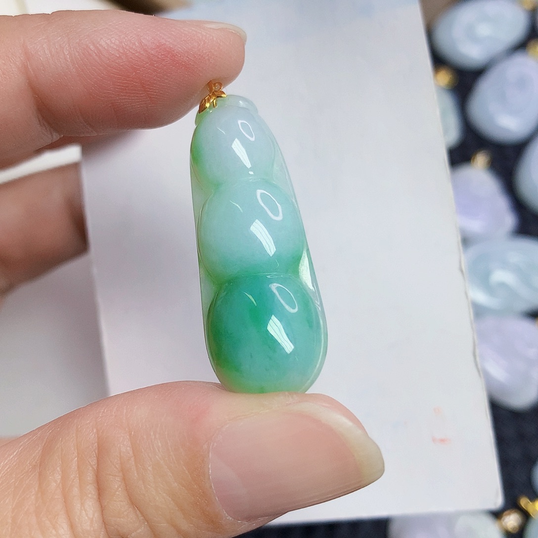 翡翠18K金镶嵌颈饰356888