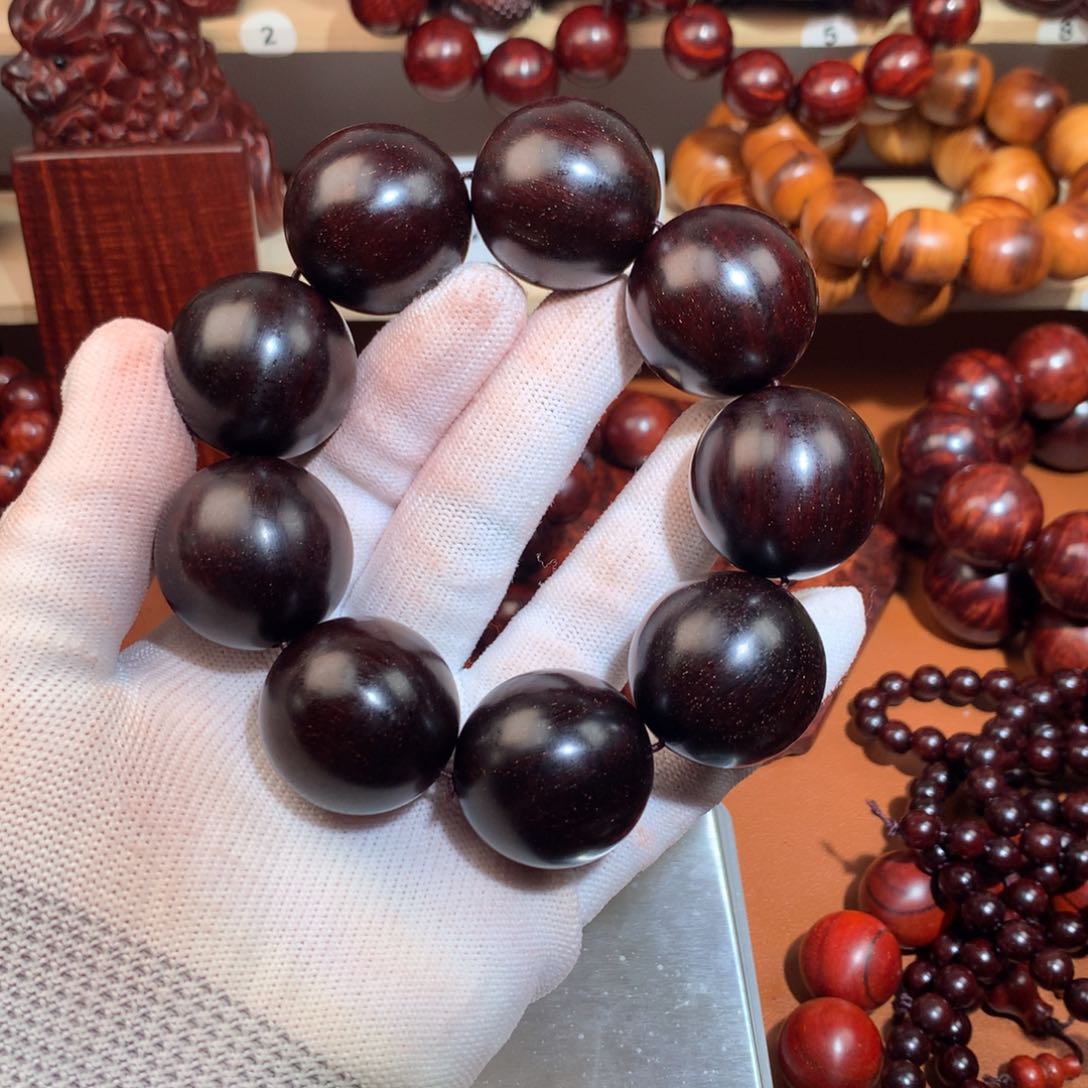 染料紫檀（血檀）K****n3.0高油密老料多星-多样性发