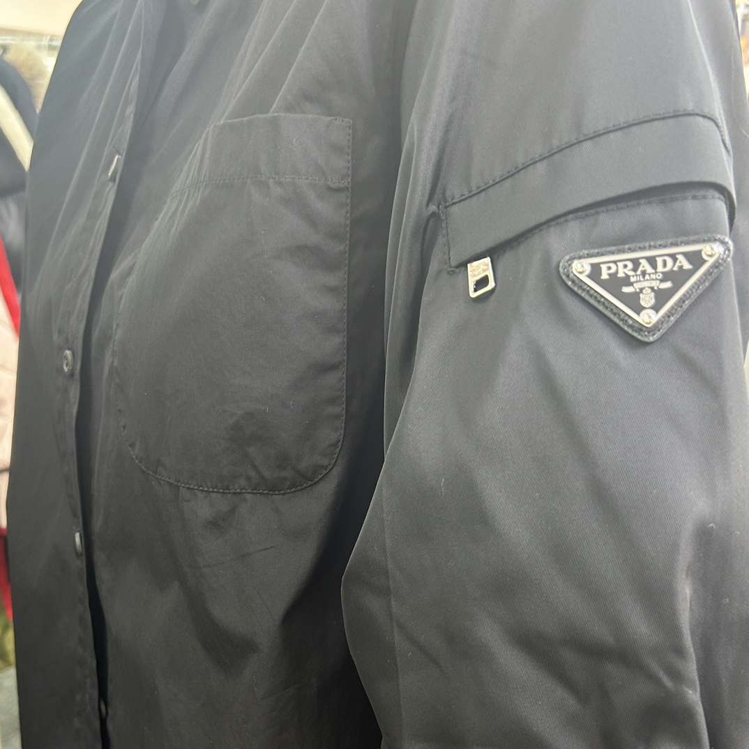 99新 MONCLER HZ二手奢侈品普拉达钢标黑色短袖h417