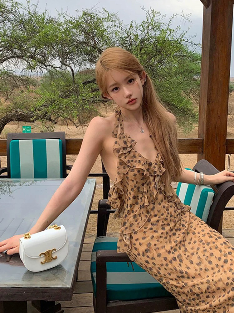 法式高级感碎花抹胸无袖收腰显瘦气质女士夏季长裙性感设计感