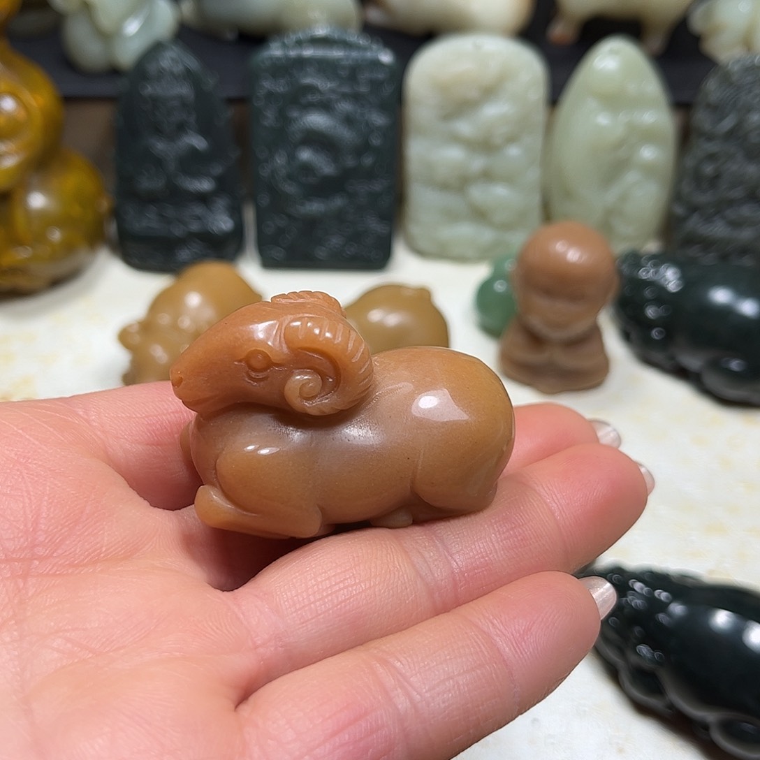 白玉菩提吊坠白玉菩提吊坠