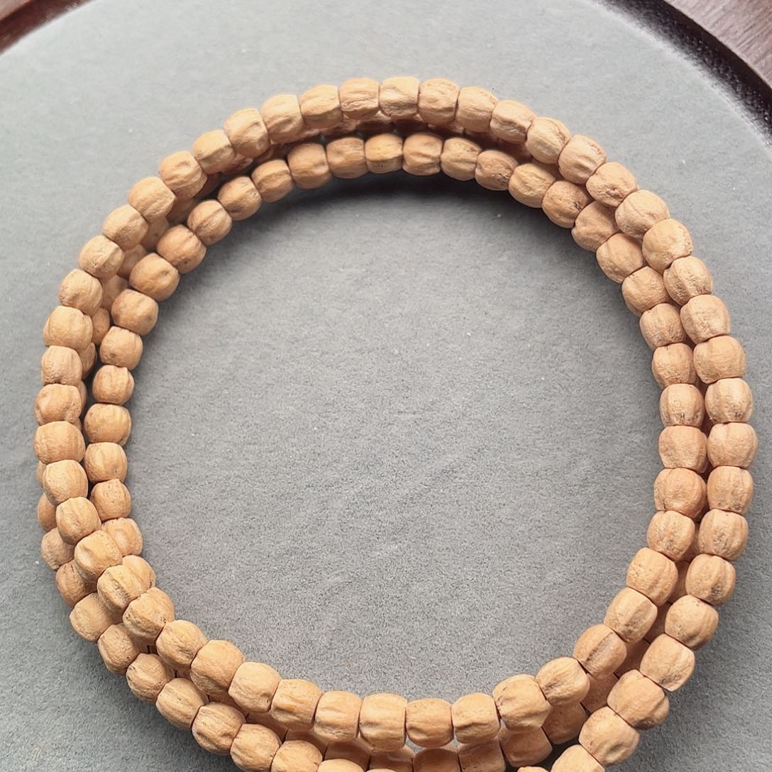 柏香籽/百香籽吊坠奶油皮方块