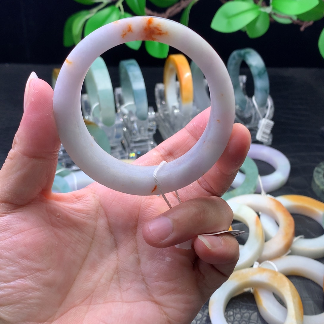 定制翡翠未镶嵌手镯