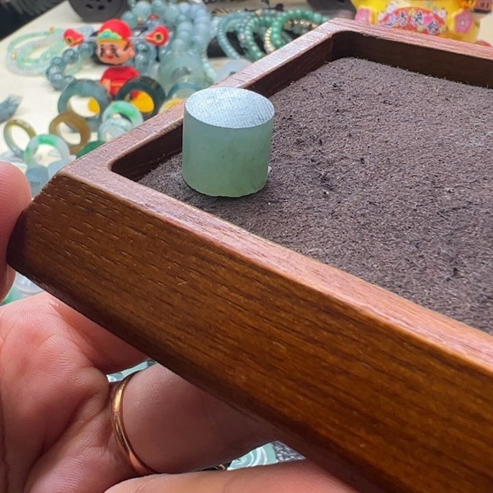 定制翡翠未镶嵌翡翠桶珠