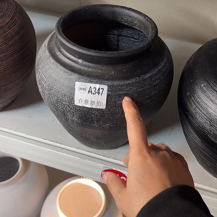 灰色坛子高20口13默认打孔