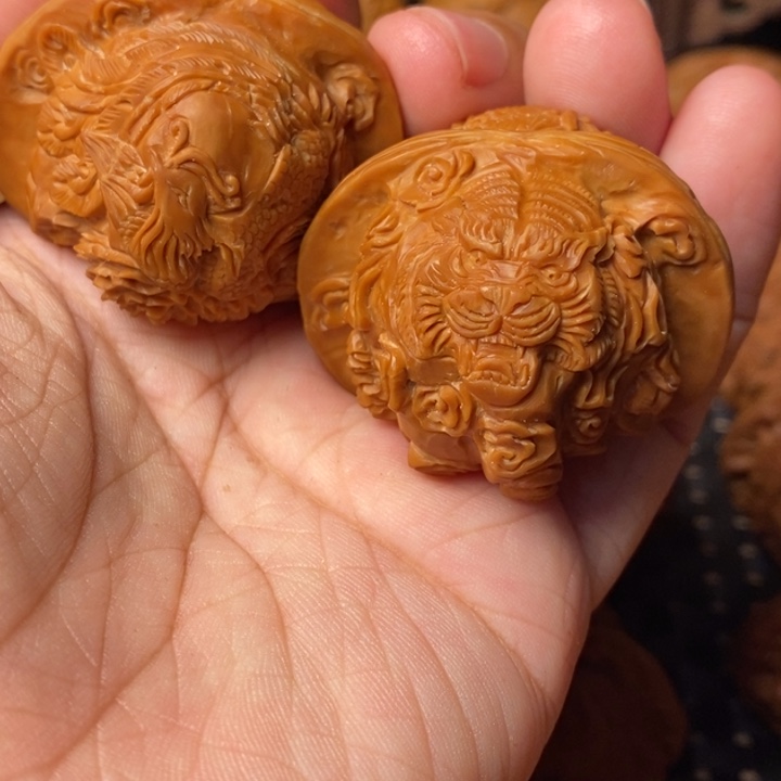 文玩核桃把件四大神兽