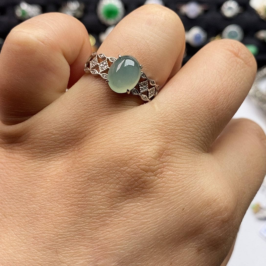 翡翠未镶嵌戒指翡翠