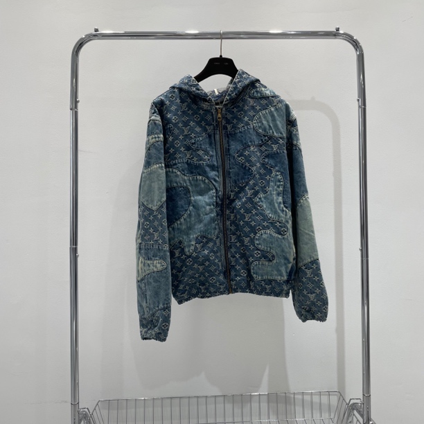 全新未使用 LouisVuitton/路易威登 nigo溶解外套 yy01027 尺码54