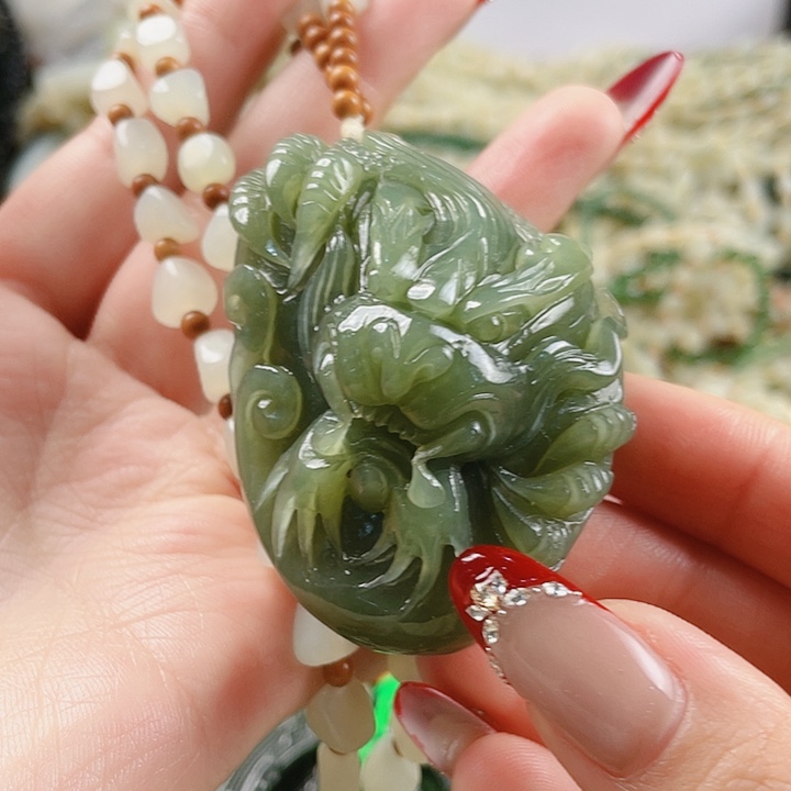 未镶嵌和田玉挂件