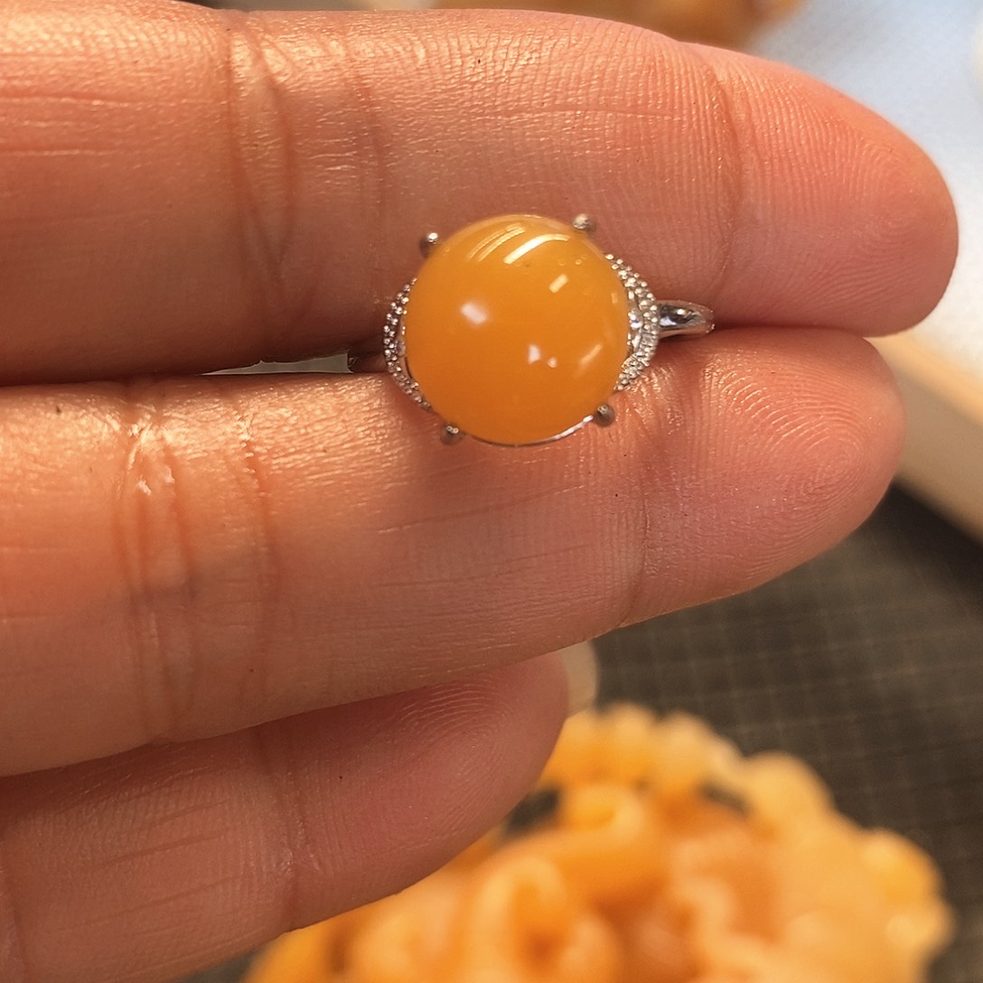 石英质玉（黄龙玉）黄龙玉未镶嵌