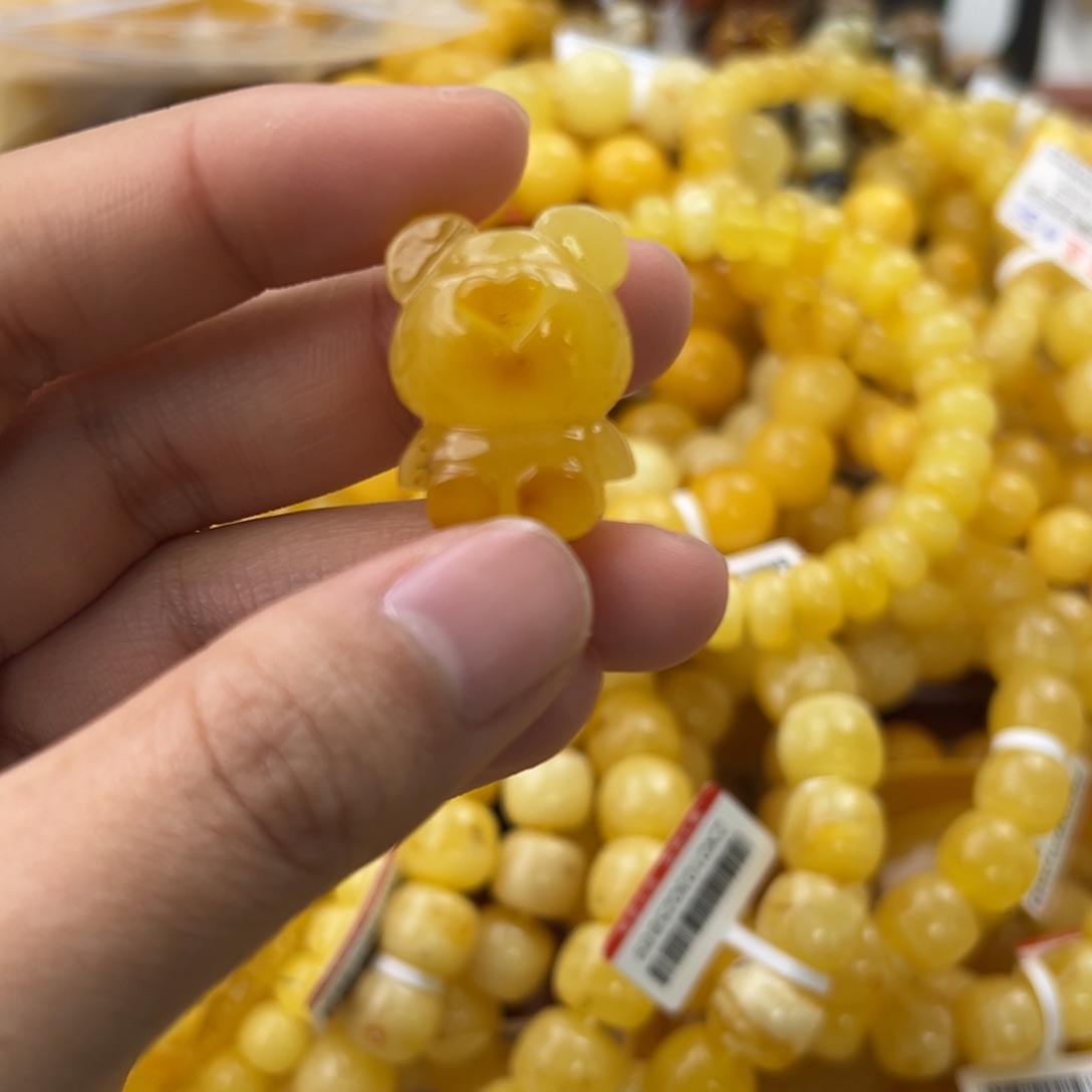 琥珀珠宝奇石未镶嵌