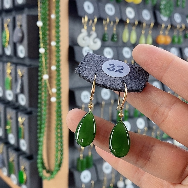 和田玉耳饰18K金镶嵌