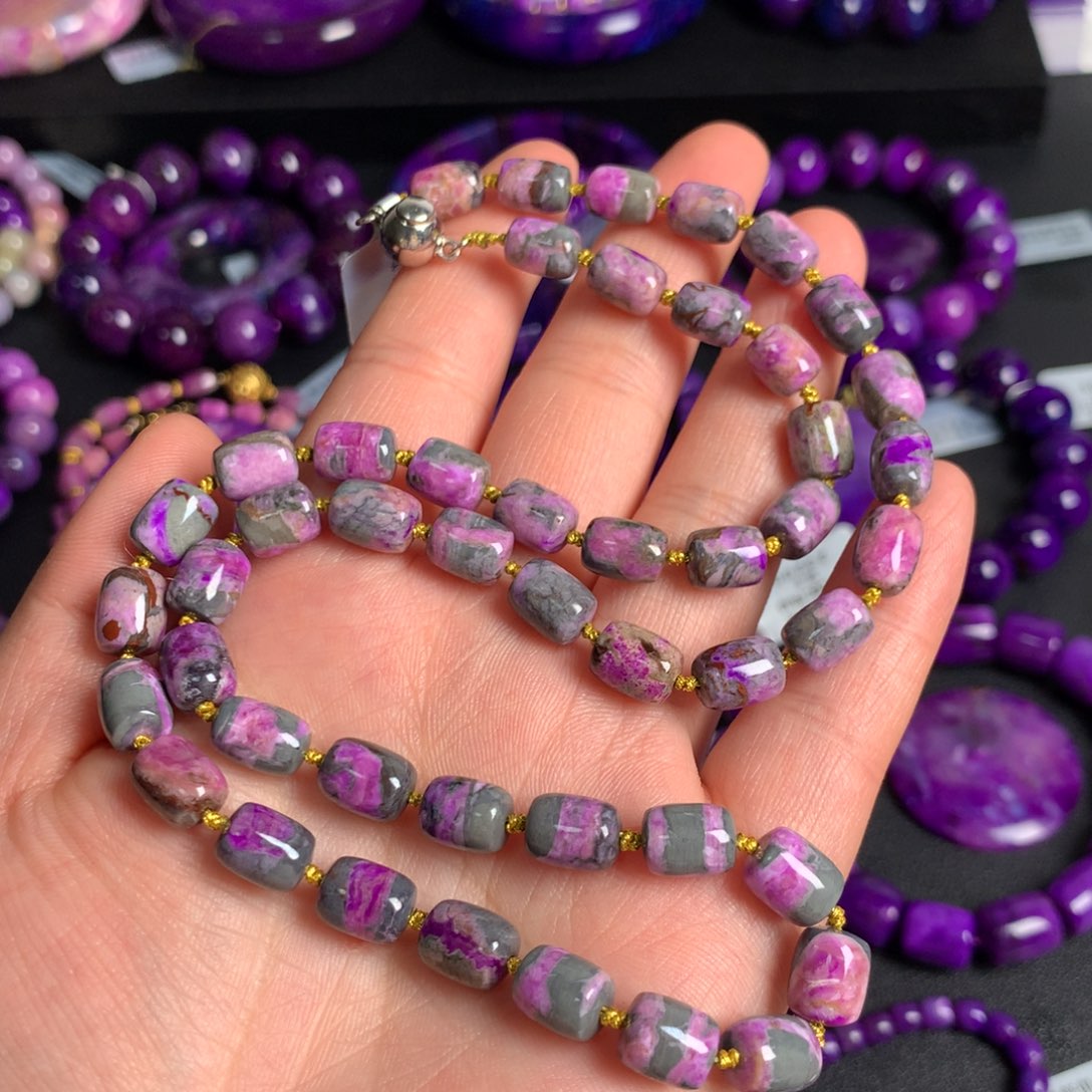 【闪购商品】苏纪石（舒俱来）蜜桃红桶珠项链未镶嵌