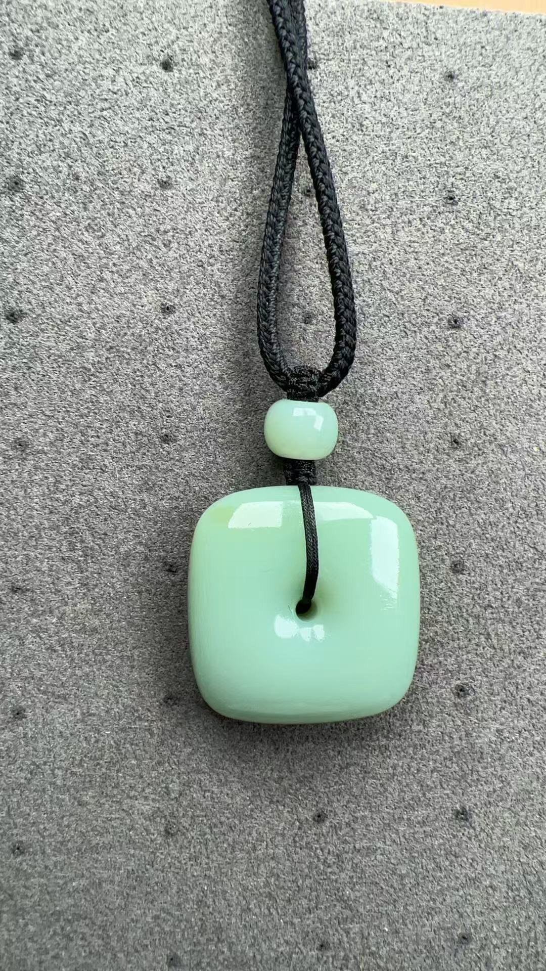 小顾家和田玉纯手工平安扣老料雕刻时尚男女款天然精致挂件