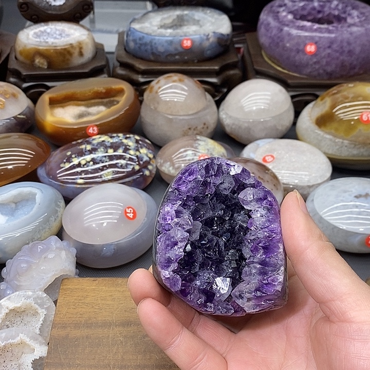 未镶嵌摆件紫晶紫晶