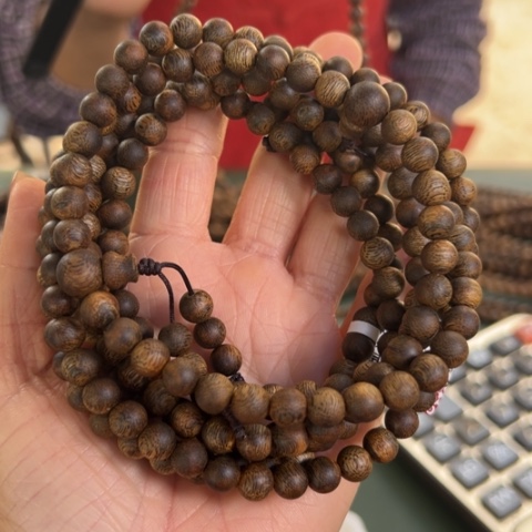 沉香手串装勺子16克卡0.7多样性发1串