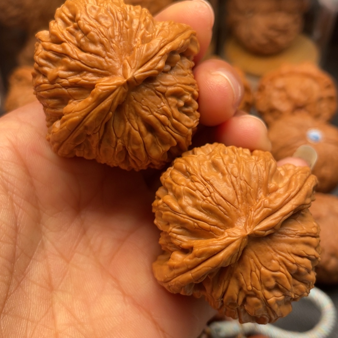 猴头核桃吊坠球白