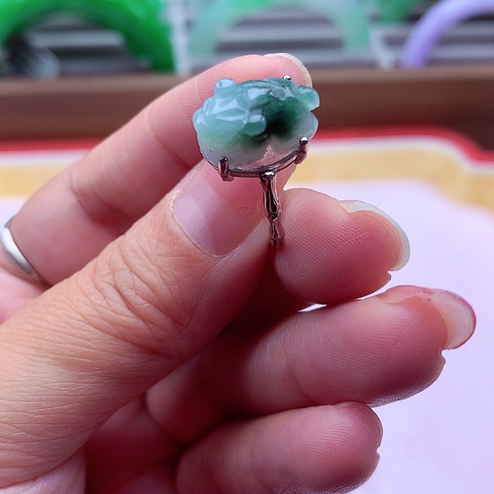 翡翠颈饰银S925镶嵌翡翠