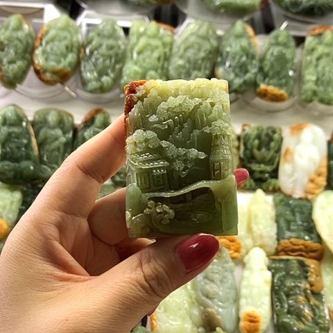 和田玉未镶嵌挂件