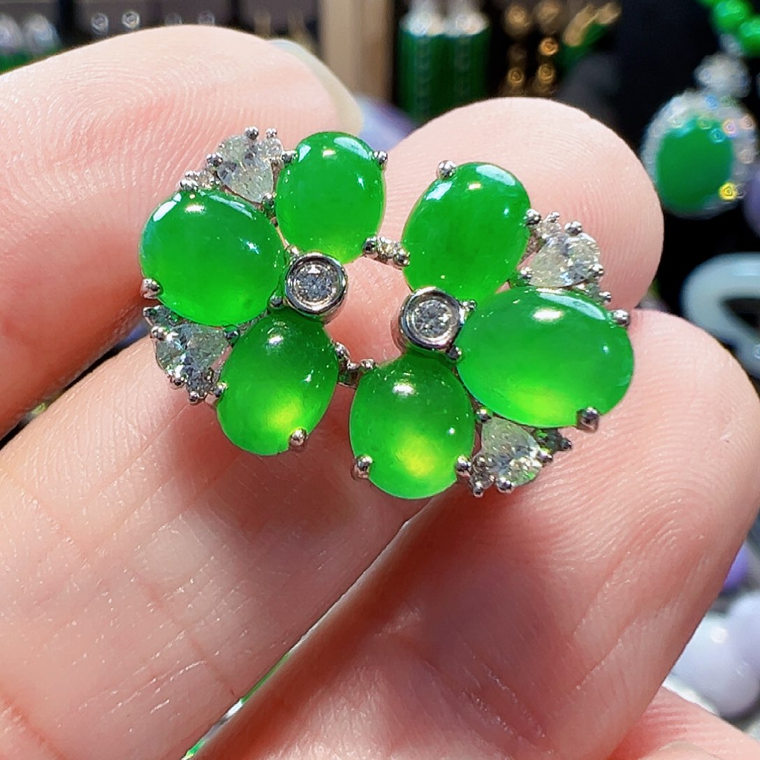 翡翠戒指18K金镶嵌签收后24小时鉴赏期