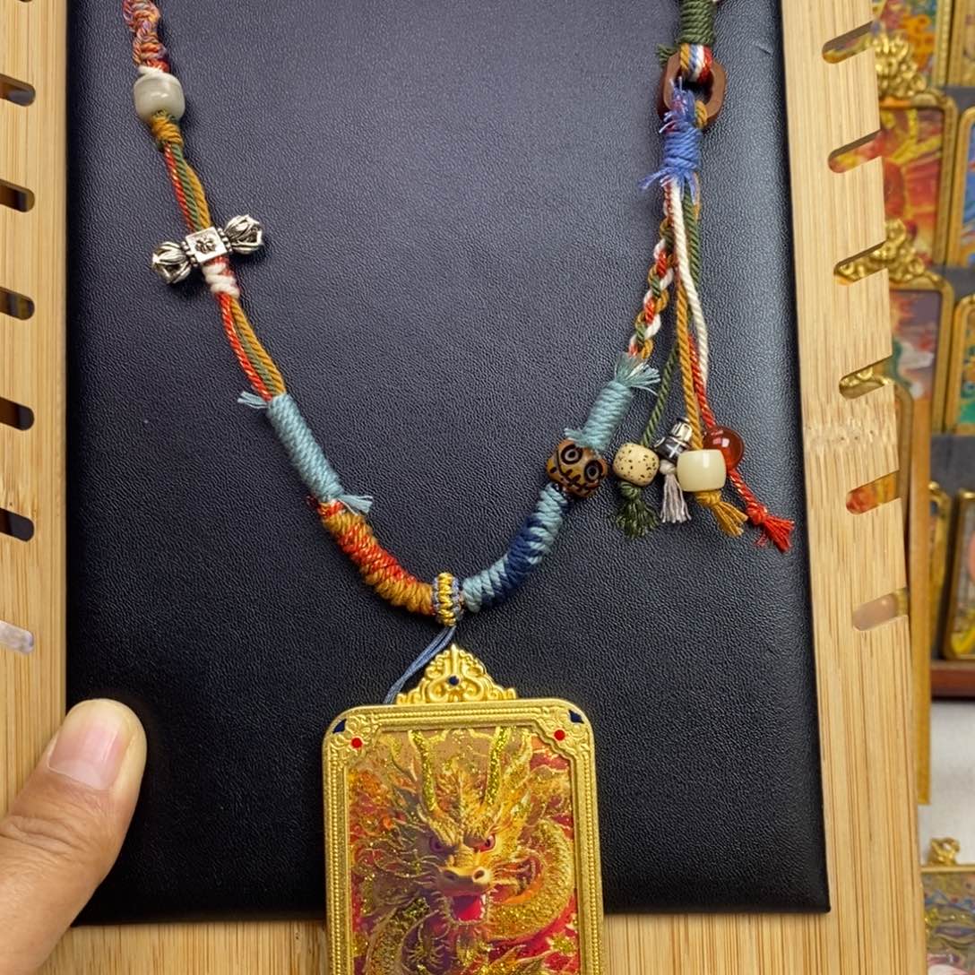 女***月吊坠手绘唐卡项链