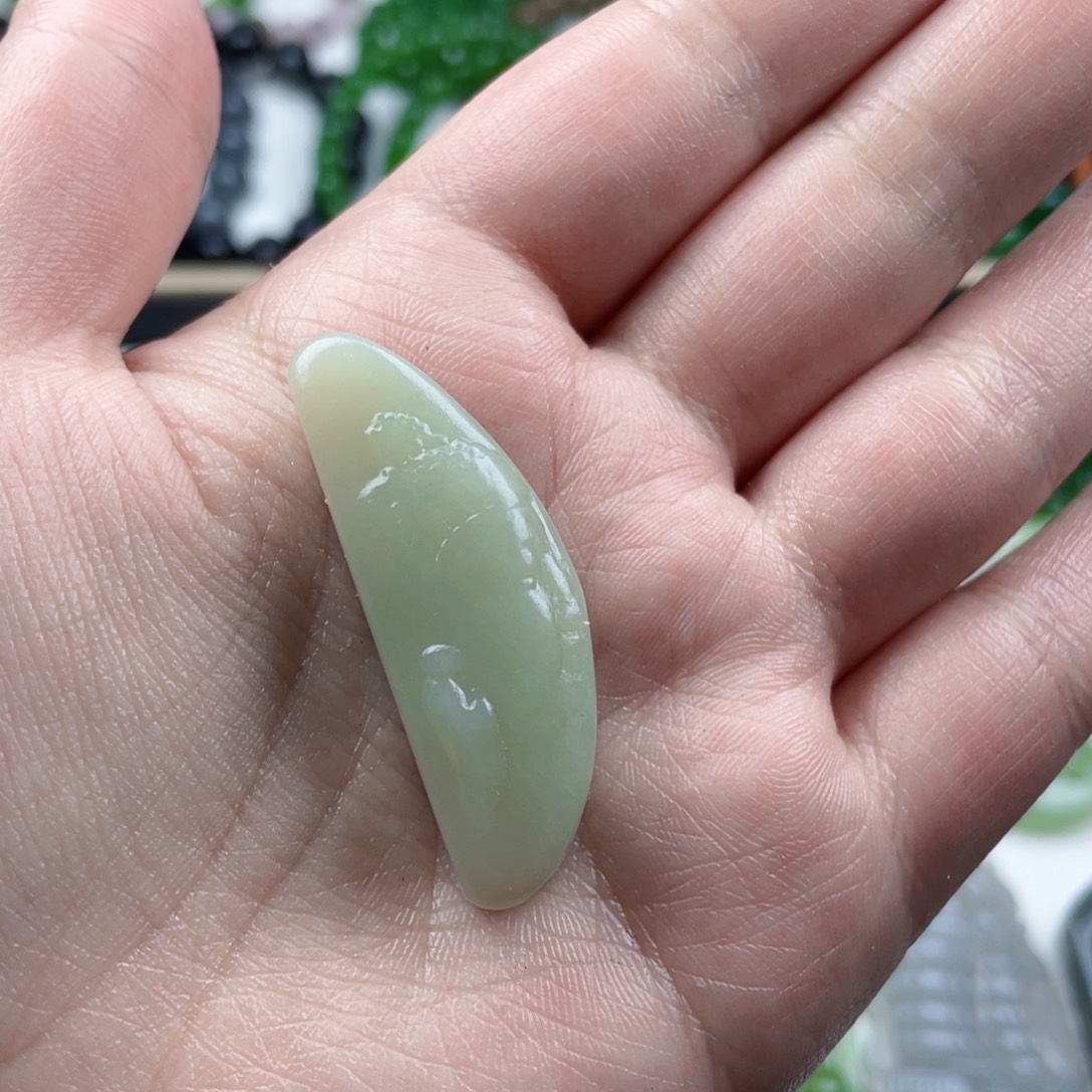 和田玉未镶嵌珠宝半成品