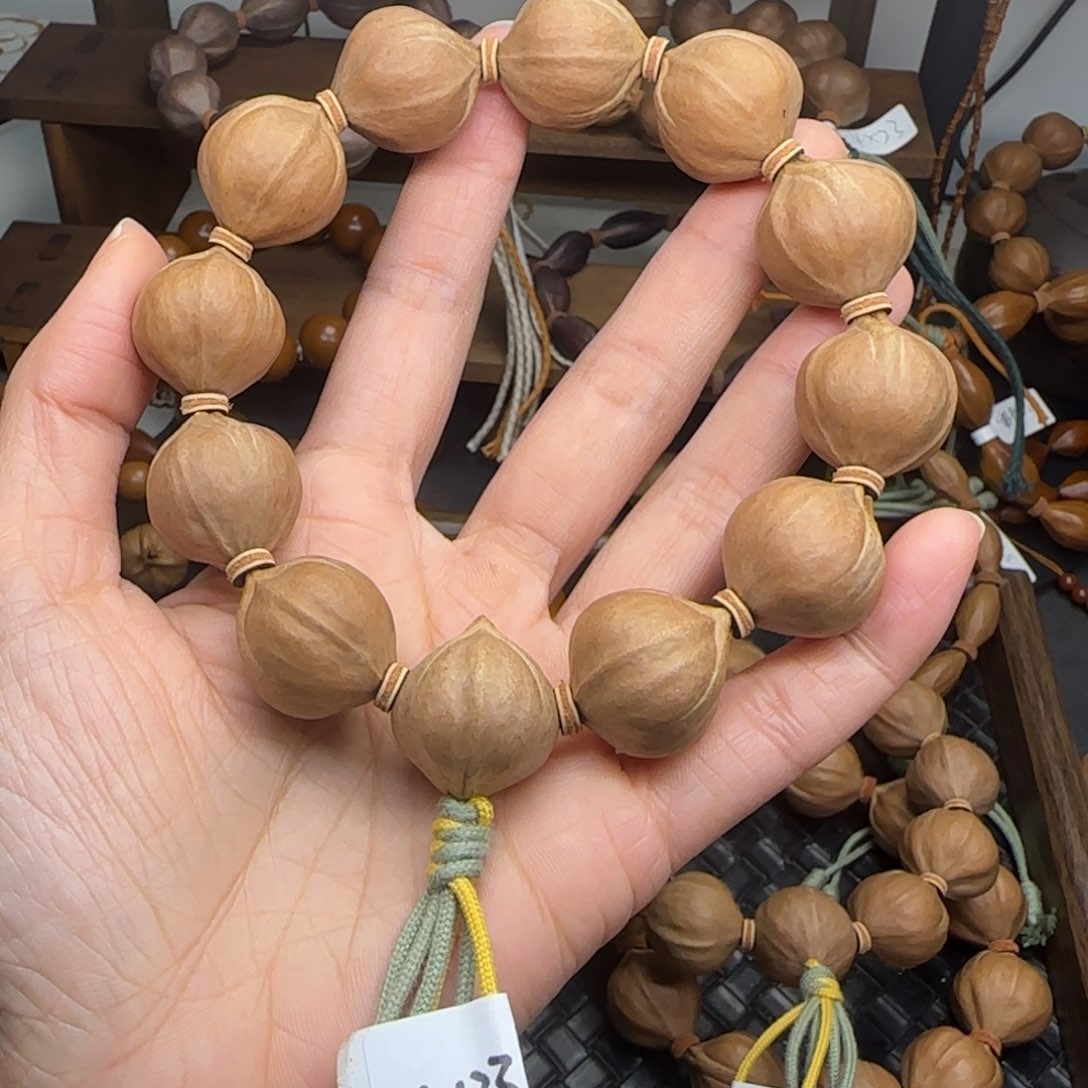 手串橄榄核我***贵2.1*2.3