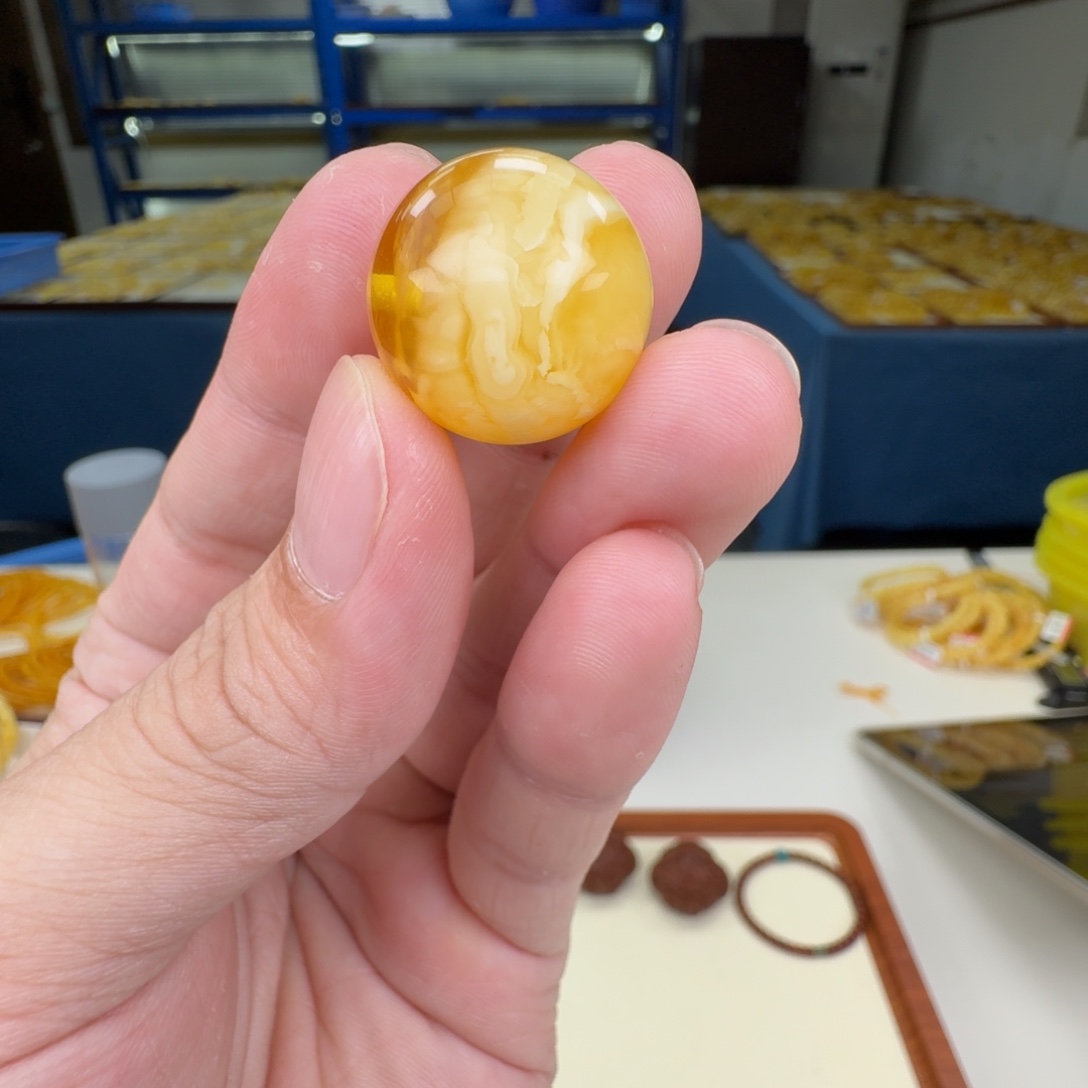 蓝珀未镶嵌手链蜜蜡手串