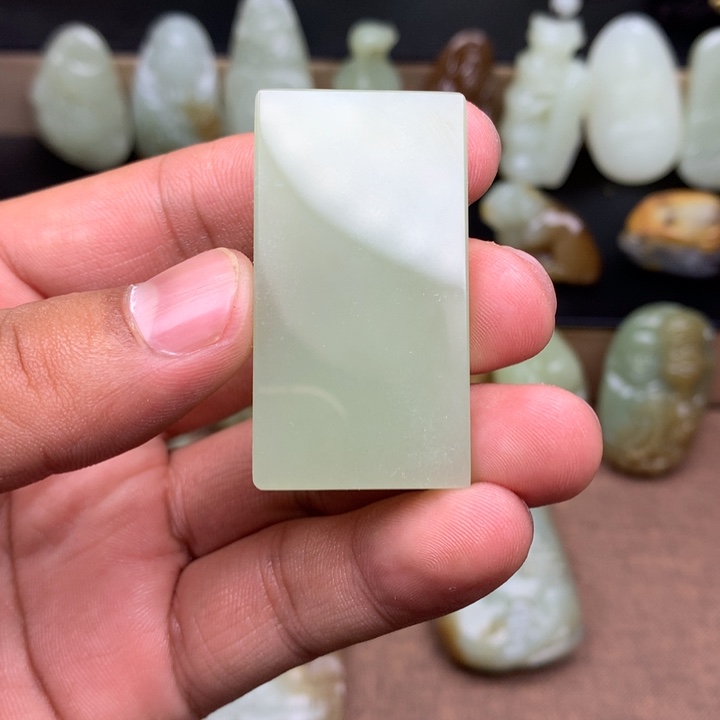 和田玉（糖玉）未镶嵌颈饰