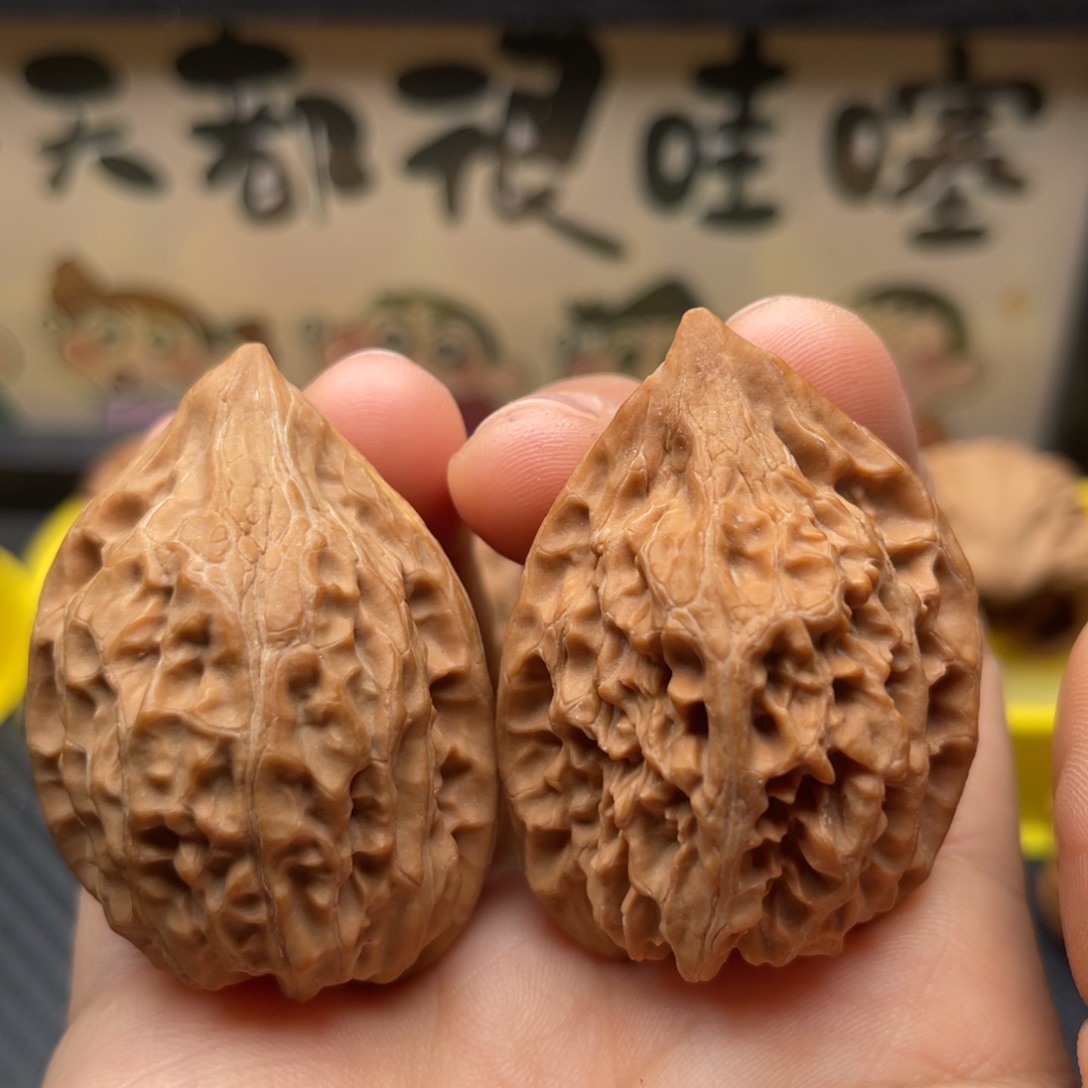 吊坠文玩核桃36虚黄瓷瓶鸭嘴