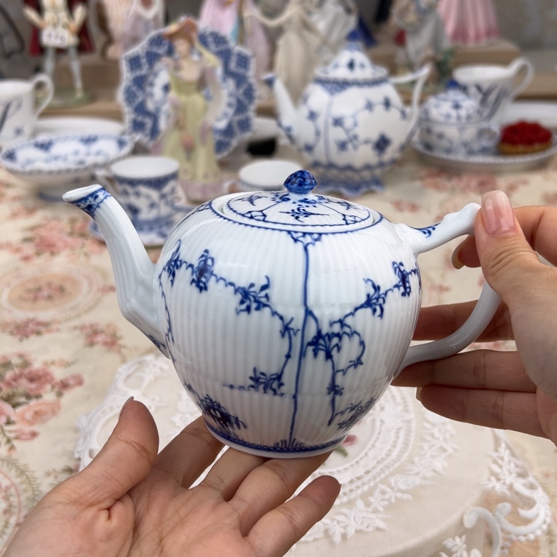 瓷片全新带原盒。   