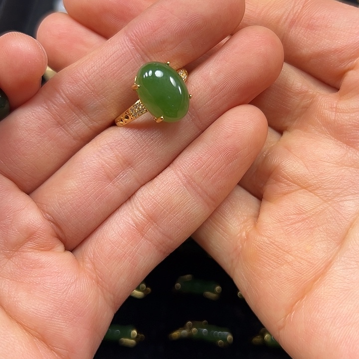 雪***舞和田玉银S925镶嵌戒指