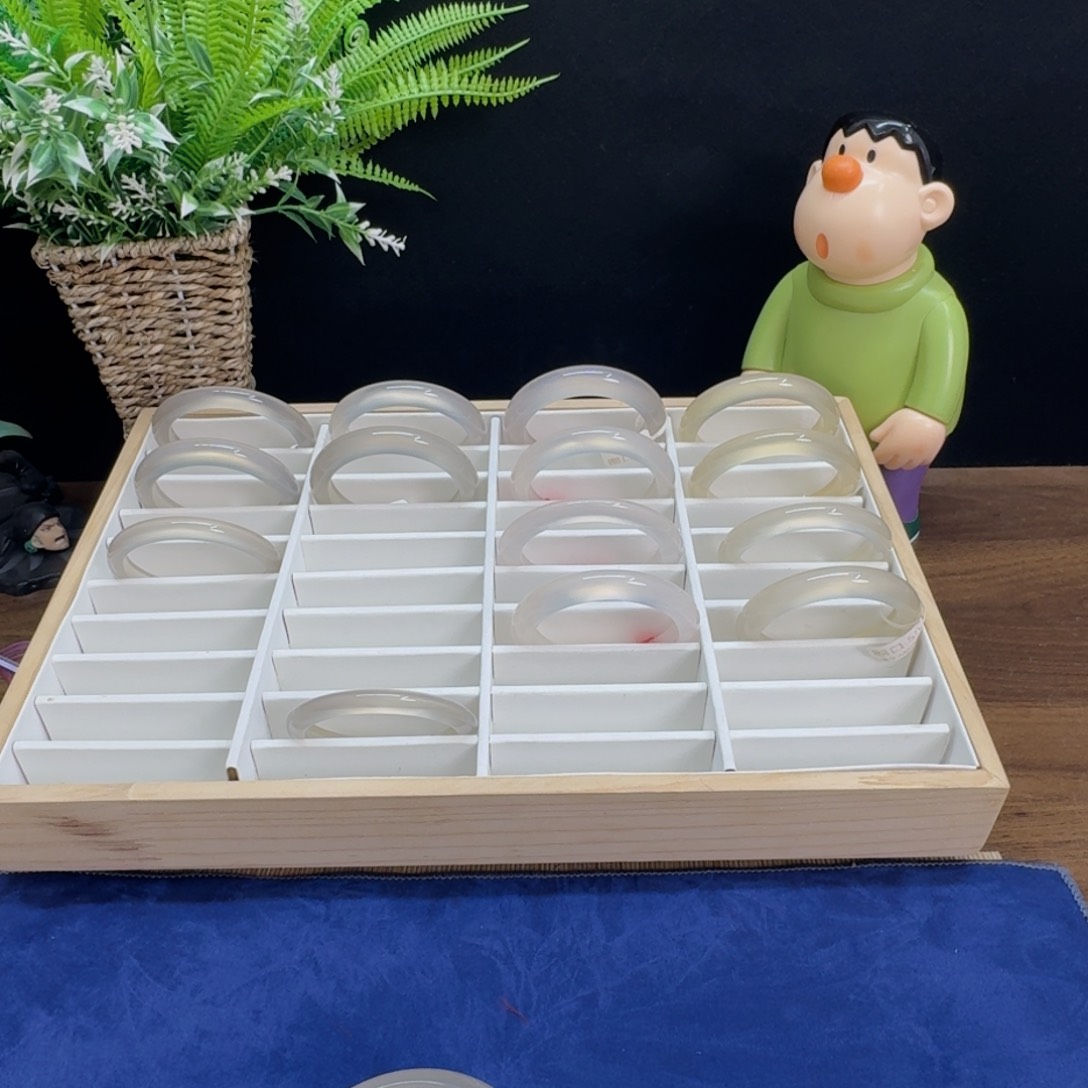 玛瑙/玉髓手镯合金