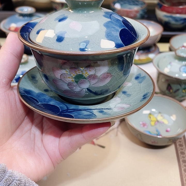 雪景德镇陶瓷博物有限公司董事总经理