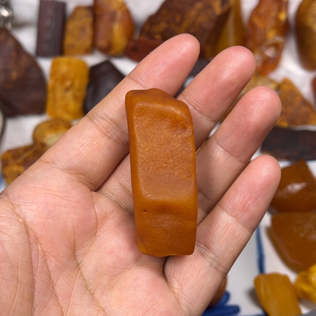 @***哥定制琥珀琥珀蜜蜡打磨不退换