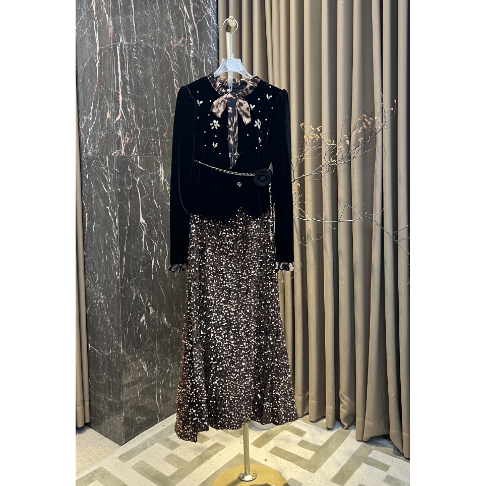 芙娜妮轻奢秋冬新款小众设计衬衫气质显瘦名媛女装两件套F2432633