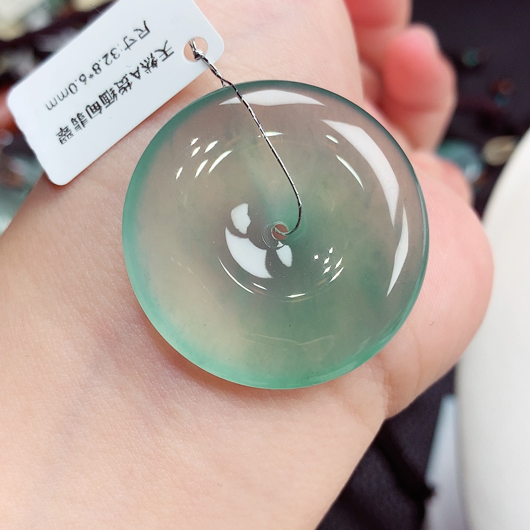颈饰未镶嵌翡翠翡翠，32.8/6