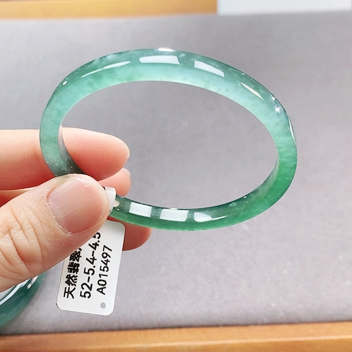【闪购商品】翡翠手镯（圆镯）未镶嵌