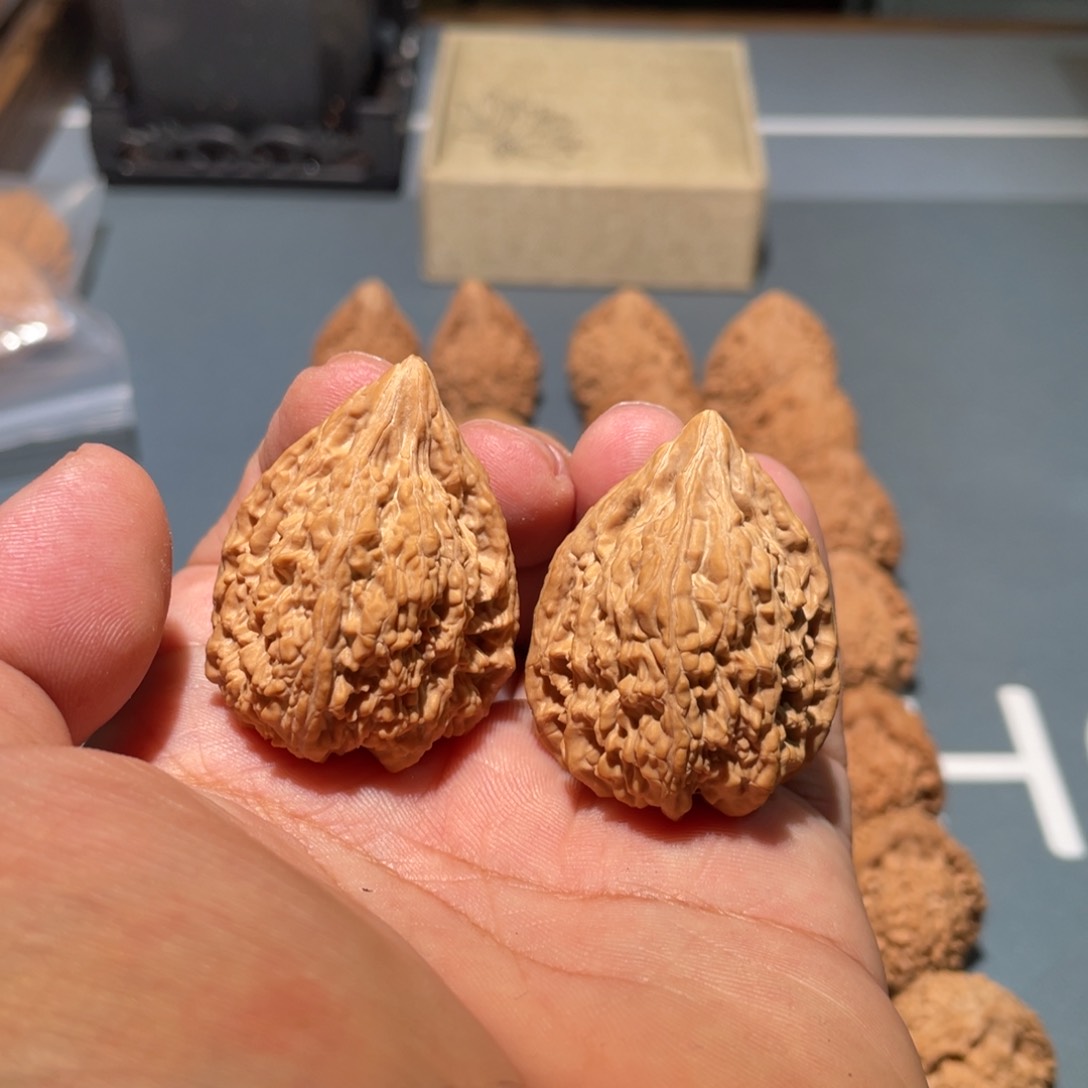 文玩核桃把件贪**妳塔尖33