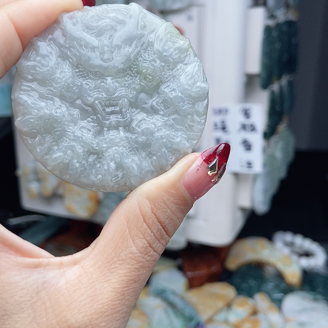 翡翠颈饰14K金镶嵌翡翠