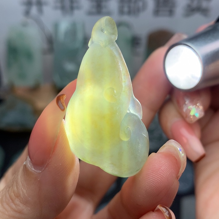 定制翡翠未镶嵌天然翡翠