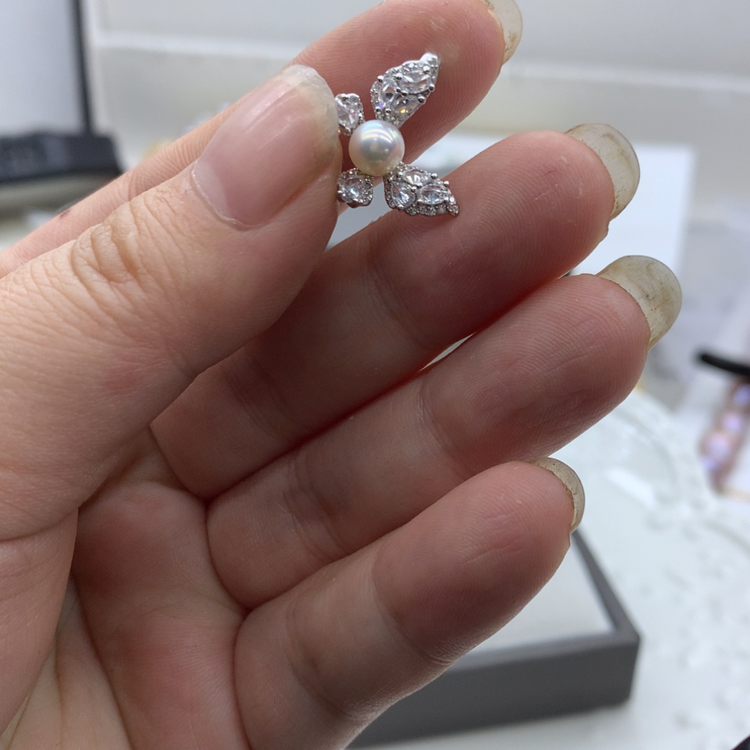 淡水珍珠吊坠(不含链)银S925镶嵌