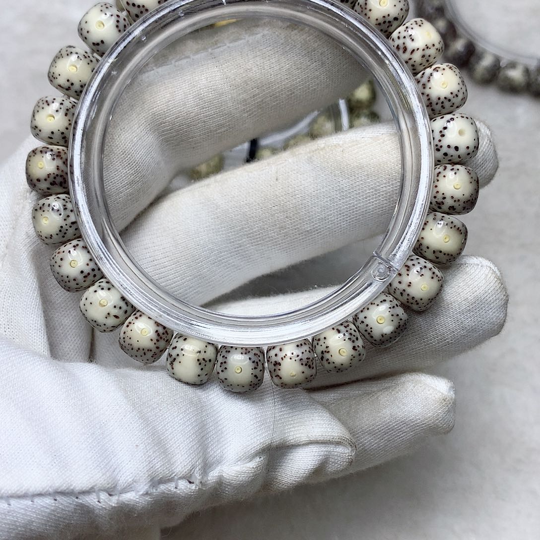 星月菩提手串21号灰冰9×8