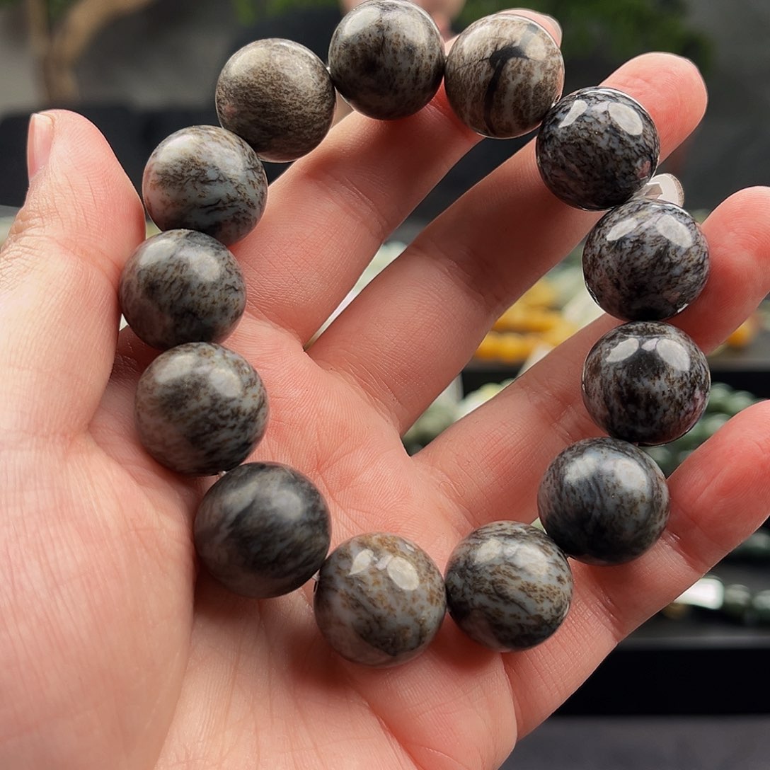 和田玉手串未镶嵌