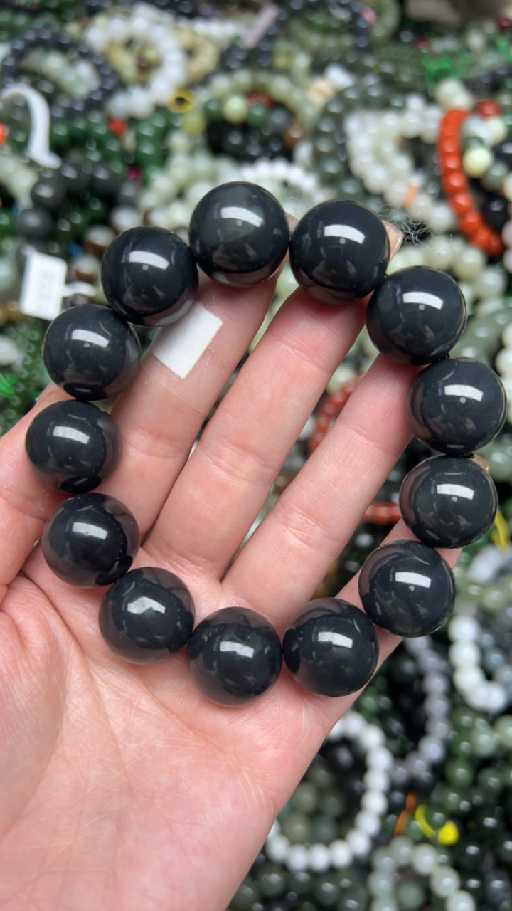 和田玉未镶嵌时尚