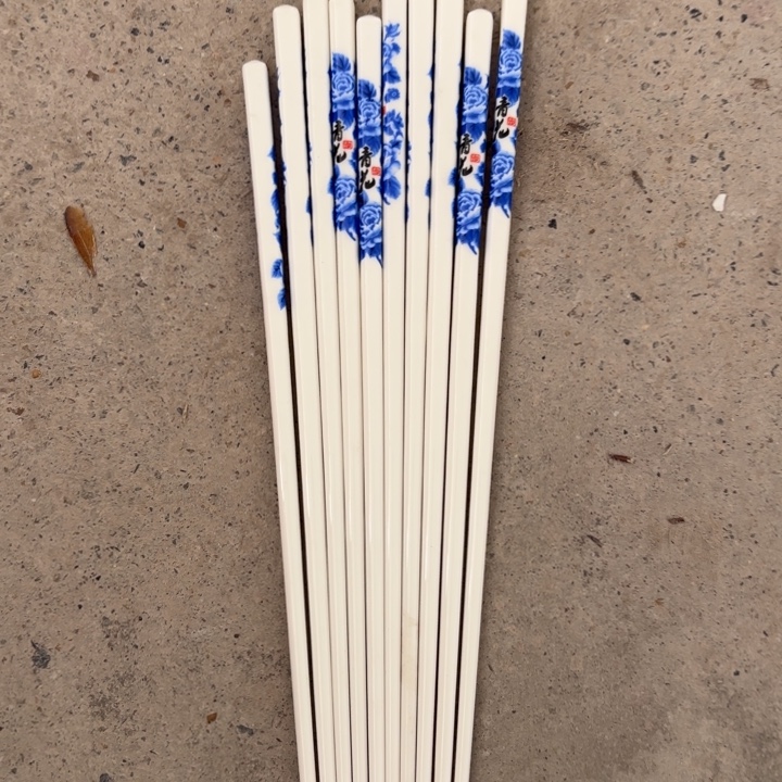青瓷景德镇陶瓷玲珑