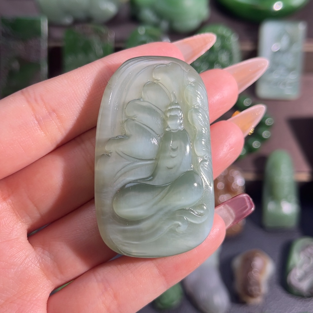 和田玉颈饰未镶嵌粉青猫眼无相定制