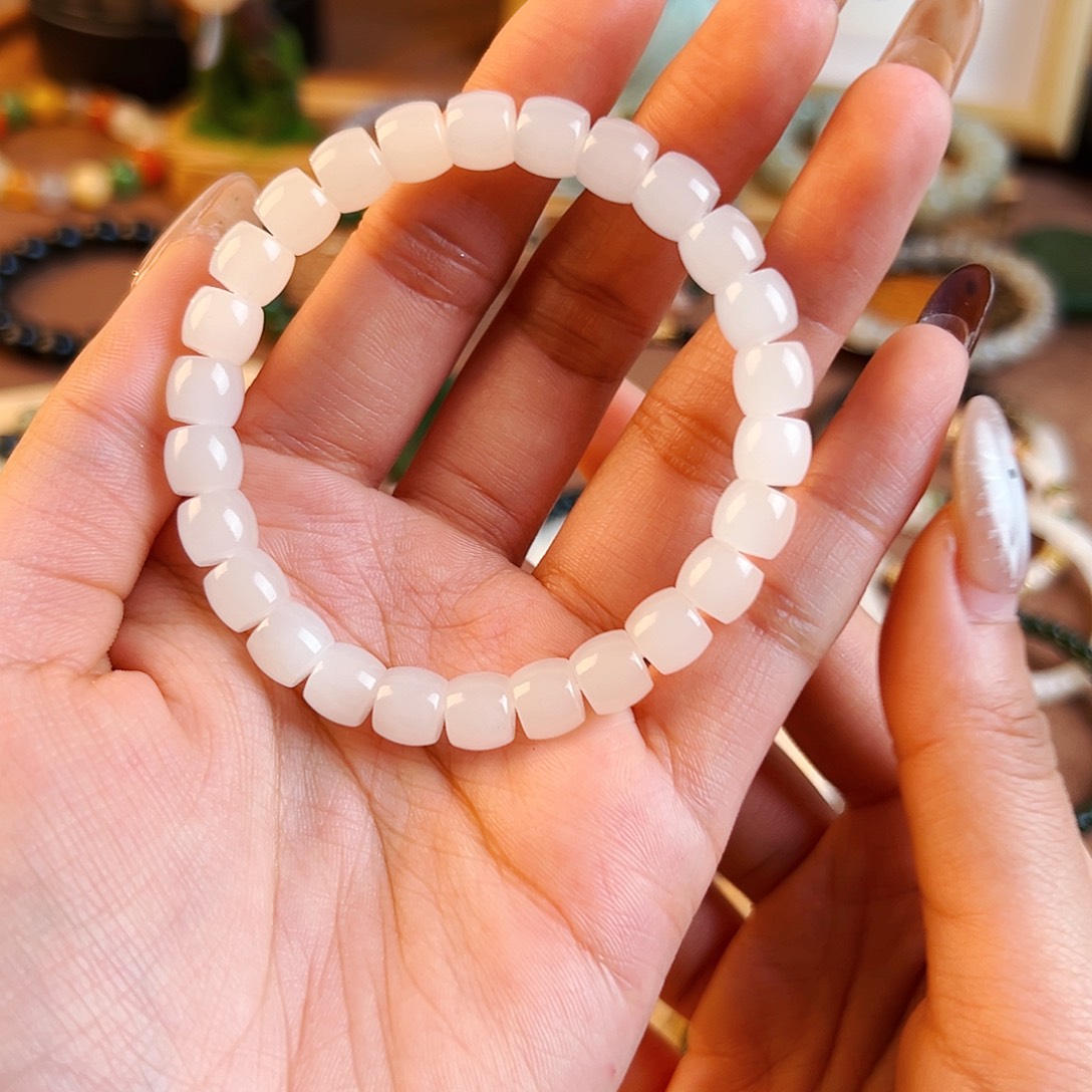 和田玉未镶嵌手串